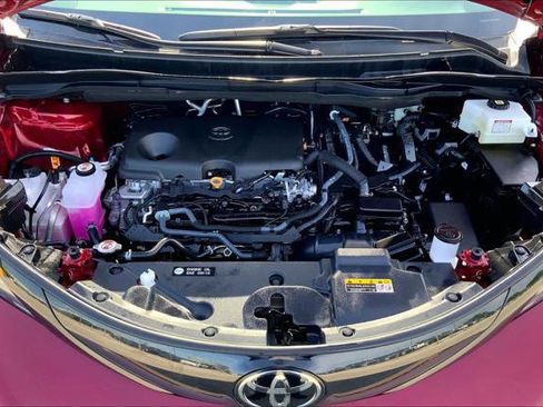 Certified 2026 Toyota Sienna XSE FWD image 31
