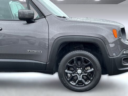 Used 2017 Jeep Renegade Latitude AWD/4WD image 35