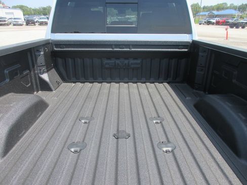 New 2026 GMC Sierra 2500 Denali w/ Denali Reserve Package AWD/4WD image 7