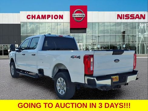 Used 2024 Ford F250 XLT image 5