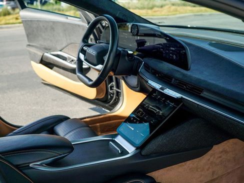 Used 2022 Lucid Air Grand Touring image 35