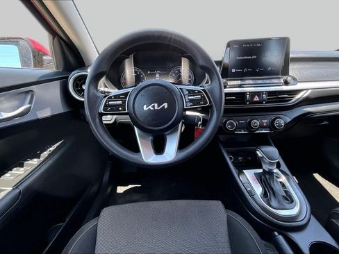 Used 2024 Kia Forte LXS FWD image 6