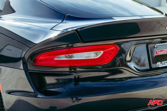 Used 2014 SRT Viper SRT-10 w/ Exterior Carbon Fiber Package RWD image 66