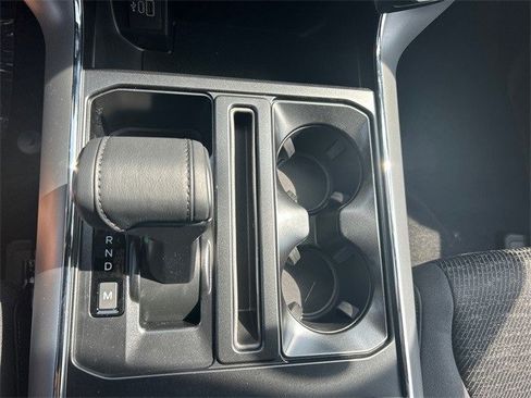 New 2025 Ford F150 XLT w/ Equipment Group 302A MID image 40