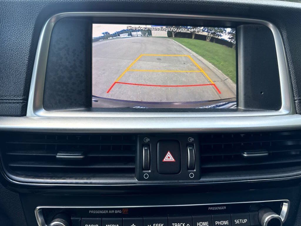 Used 2019 Kia Optima LX FWD image 18