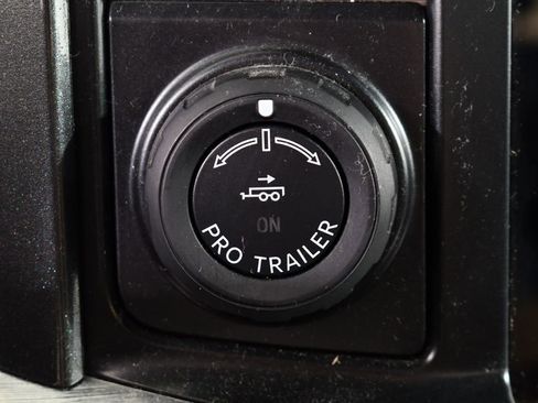 Used 2021 Ford F150 Lariat w/ Equipment Group 502A High image 30