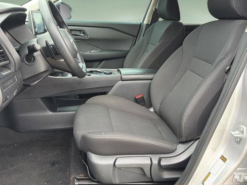 Used 2024 Nissan Rogue S AWD/4WD image 17