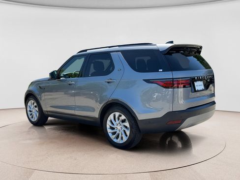 Used 2023 Land Rover Discovery S AWD/4WD image 3