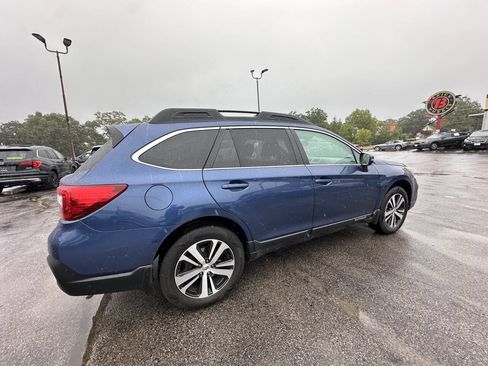 Used 2019 Subaru Outback 3.6R Limited image 12