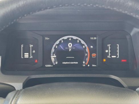 Used 2025 Toyota 4Runner SR5 AWD/4WD image 22
