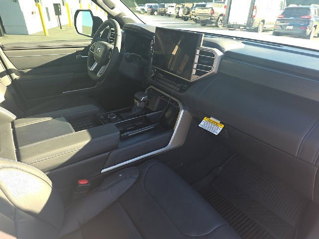 Used 2026 Toyota Sequoia Platinum AWD/4WD image 12