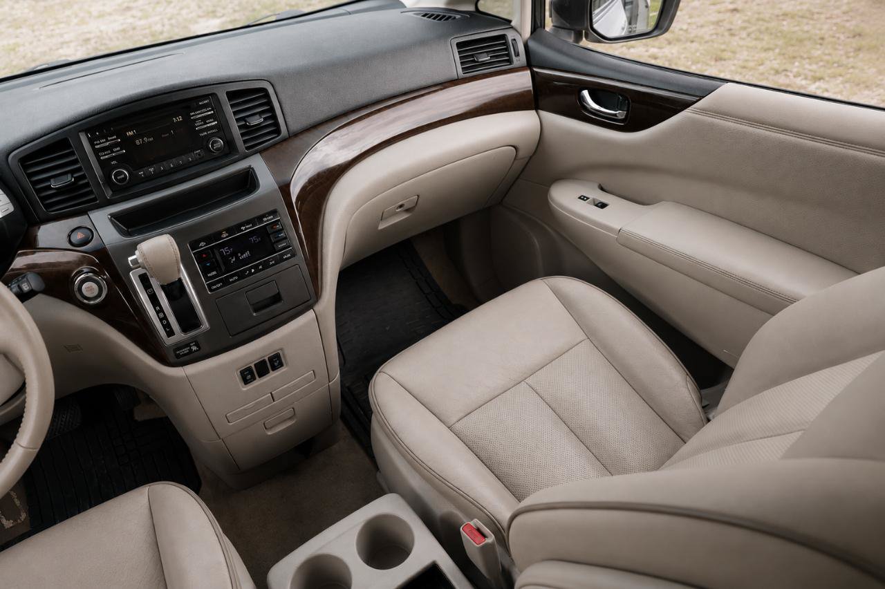 Used 2014 Nissan Quest SL FWD image 20