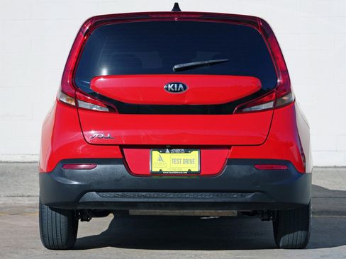 Used 2021 Kia Soul LX FWD image 10