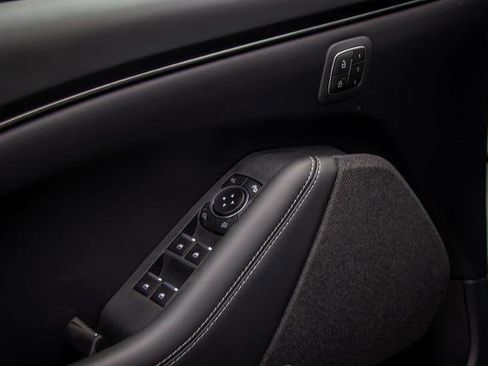 New 2025 Ford Mustang Mach-E Premium image 20