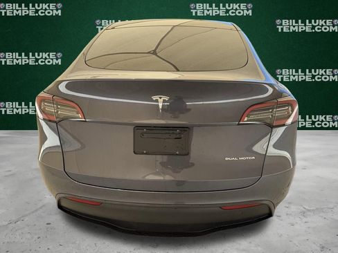 Used 2023 Tesla Model Y Long Range AWD/4WD image 5