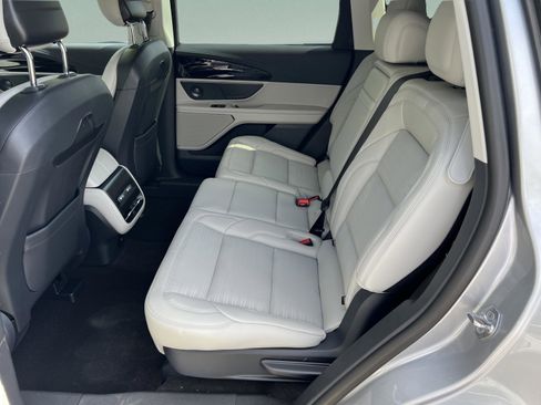 New 2026 Lincoln Nautilus Reserve image 25