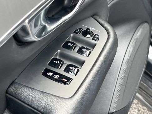 Used 2021 Volvo XC90 T5 Momentum w/ Protection Package image 21