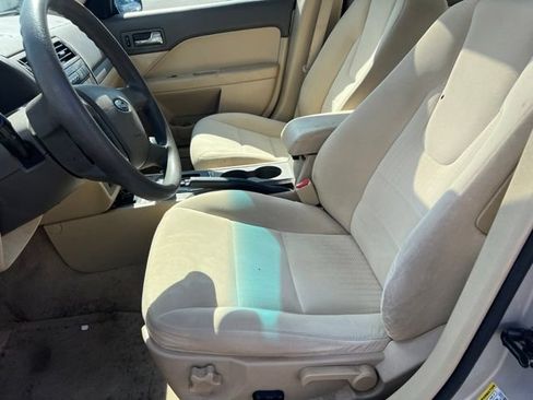 Used 2009 Ford Fusion SE FWD image 17