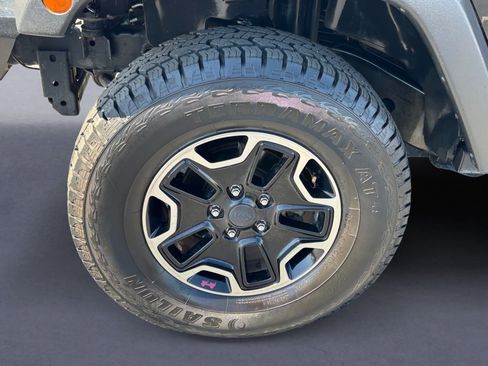 Used 2016 Jeep Wrangler Unlimited Sport AWD/4WD image 12