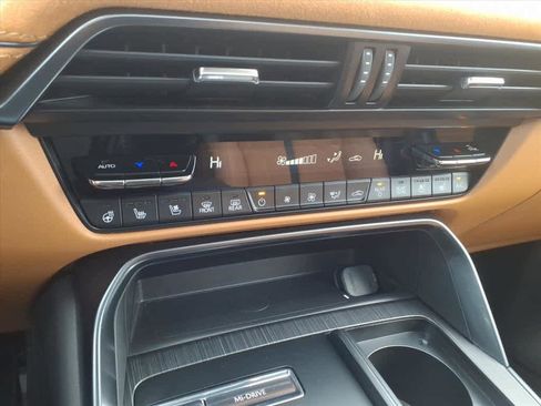 Used 2025 MAZDA CX-70 3.3 Turbo S w/ Premium Plus image 17