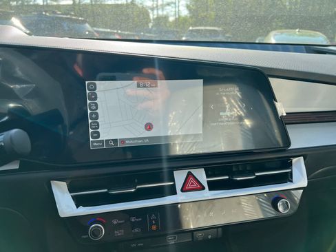 New 2025 Kia Niro EX Touring image 20