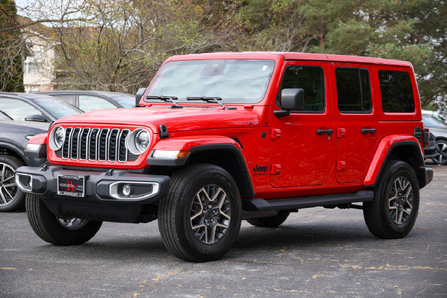 Used 2026 Jeep Wrangler Unlimited Sahara AWD/4WD image 14