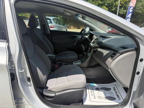 Used 2012 Hyundai Elantra GLS w/ Preferred Pkg 3 FWD image 12