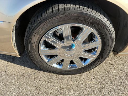 Used 2006 Cadillac DTS Performance image 6