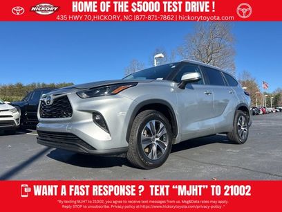 Used 2024 Toyota Highlander XLE