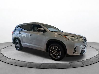Used 2018 Toyota Highlander XLE