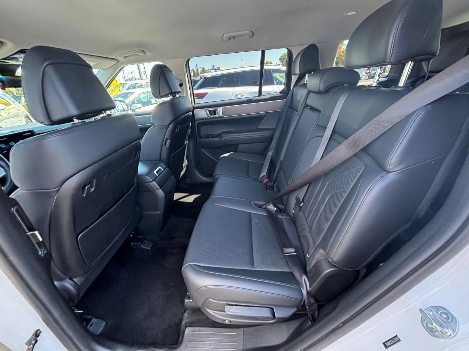 Used 2025 Hyundai Santa Fe SEL AWD/4WD image 28