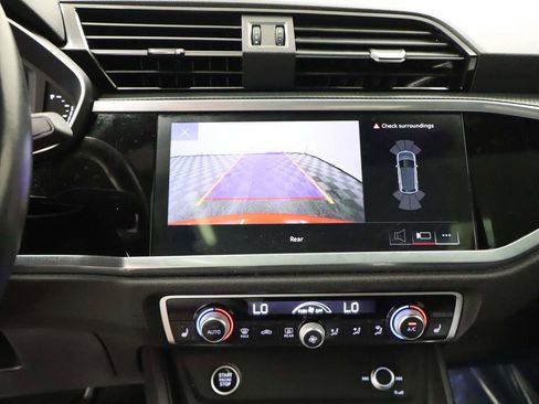 Used 2023 Audi Q3 2.0T Premium AWD/4WD image 10