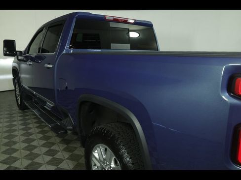 Used 2025 Chevrolet Silverado 3500 High Country w/ Technology Package AWD/4WD image 21