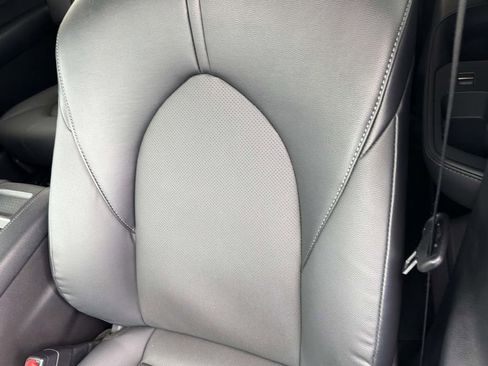 Used 2025 Toyota Grand Highlander FWD image 28