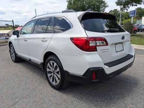 Used 2019 Subaru Outback 2.5i Touring w/ Popular Package #3A AWD/4WD image 8