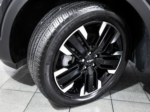 Used 2024 Kia Telluride SX image 7