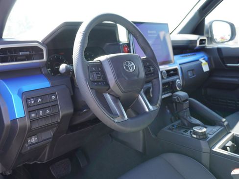 New 2026 Toyota Tacoma TRD Off-Road AWD/4WD image 21