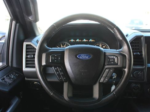 Used 2017 Ford F150 XLT w/ Equipment Group 302A Luxury AWD/4WD image 15