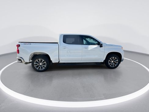 Used 2023 Chevrolet Silverado 1500 LT image 9