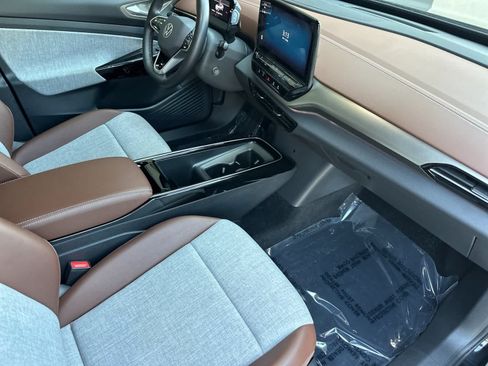 Used 2023 Volkswagen ID.4 Pro RWD image 16