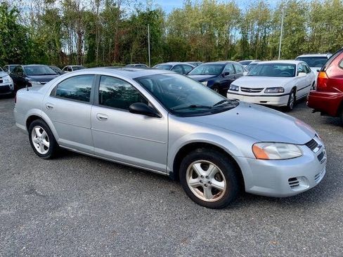 Used 2005 Dodge Stratus SXT w/ Leather Value Pkg image 10