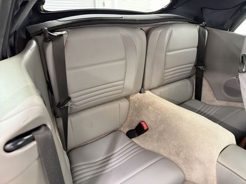 Used 2001 Porsche 911 Cabriolet image 30