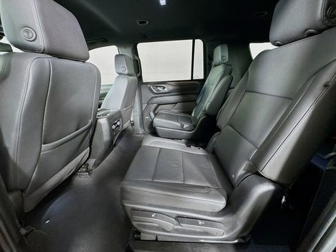 Used 2024 Chevrolet Suburban Z71 AWD/4WD image 27