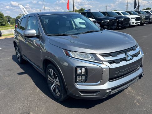 Used 2024 Mitsubishi Outlander Sport ES AWD/4WD image 3