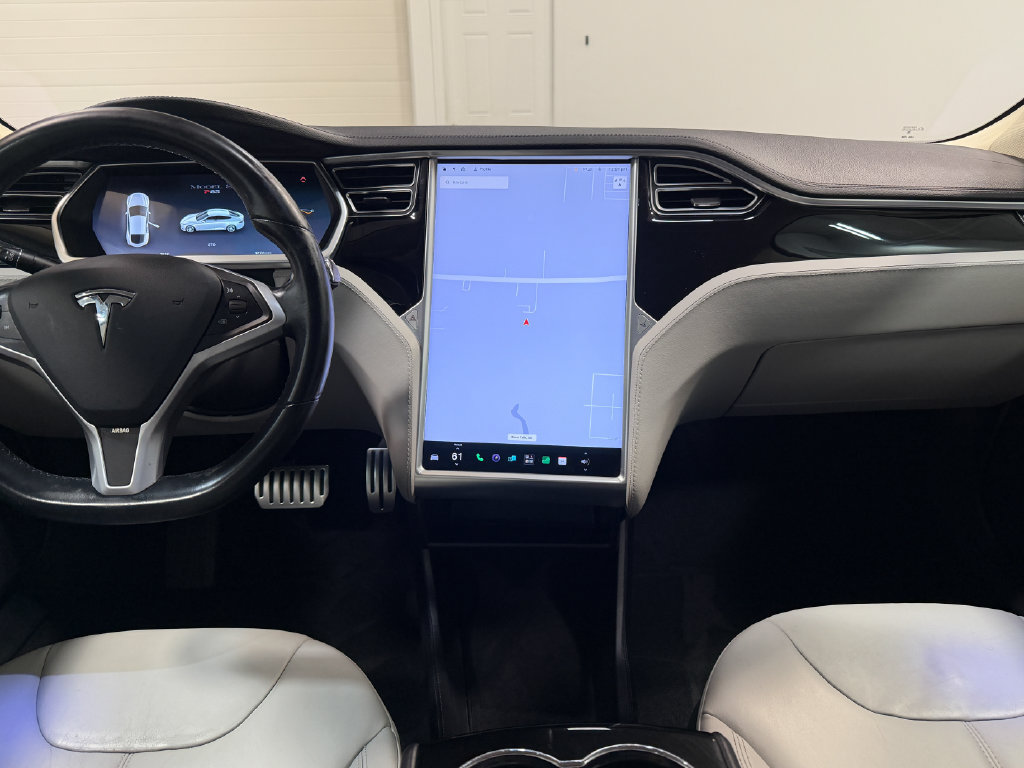 Used 2013 Tesla Model S Performance RWD image 18