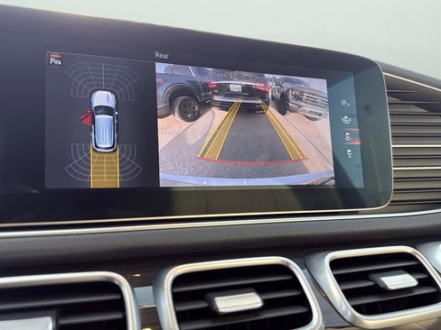 Used 2020 Mercedes-Benz GLE 450 4MATIC image 19