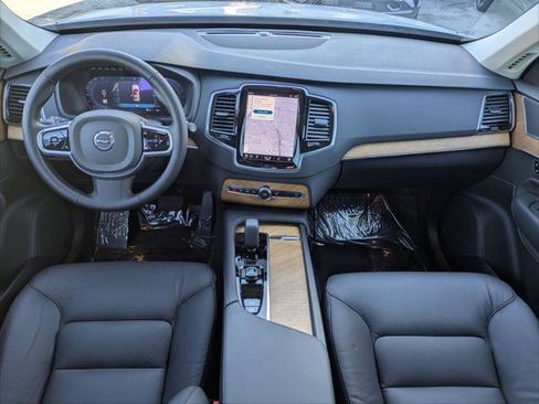 Used 2025 Volvo XC90 B6 Plus w/ Protection Package Premier image 23