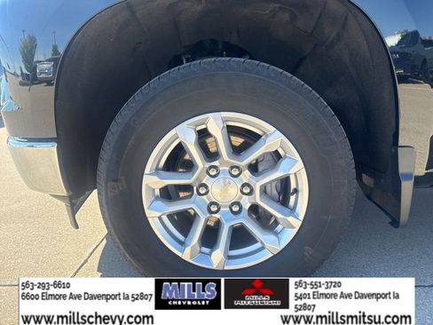 Used 2023 Chevrolet Silverado 1500 LT AWD/4WD image 9