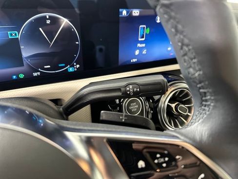 Used 2024 Mercedes-Benz CLA 250 4MATIC image 19