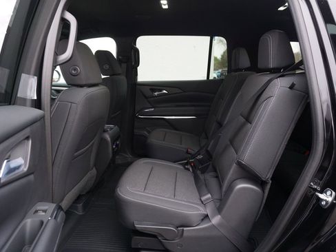 New 2026 Chevrolet Traverse LT image 9